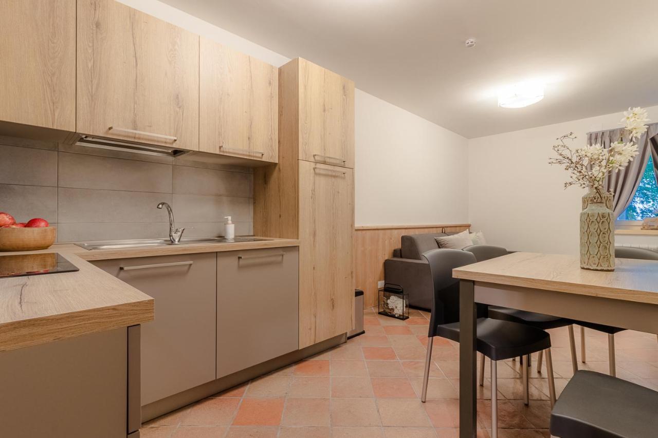 Suite Italy Pinzolo Due Giustino Exterior foto